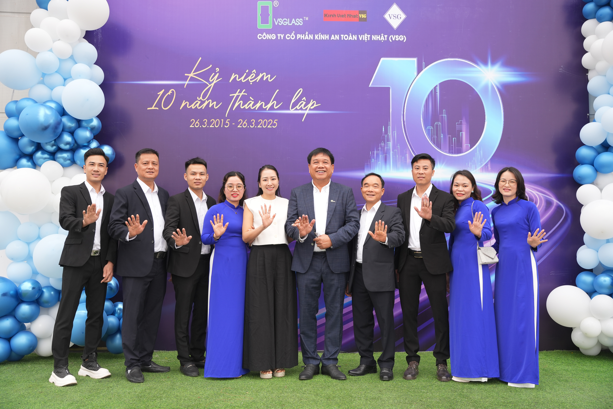 Ảnh Cty Kính Việt Nhật (425)