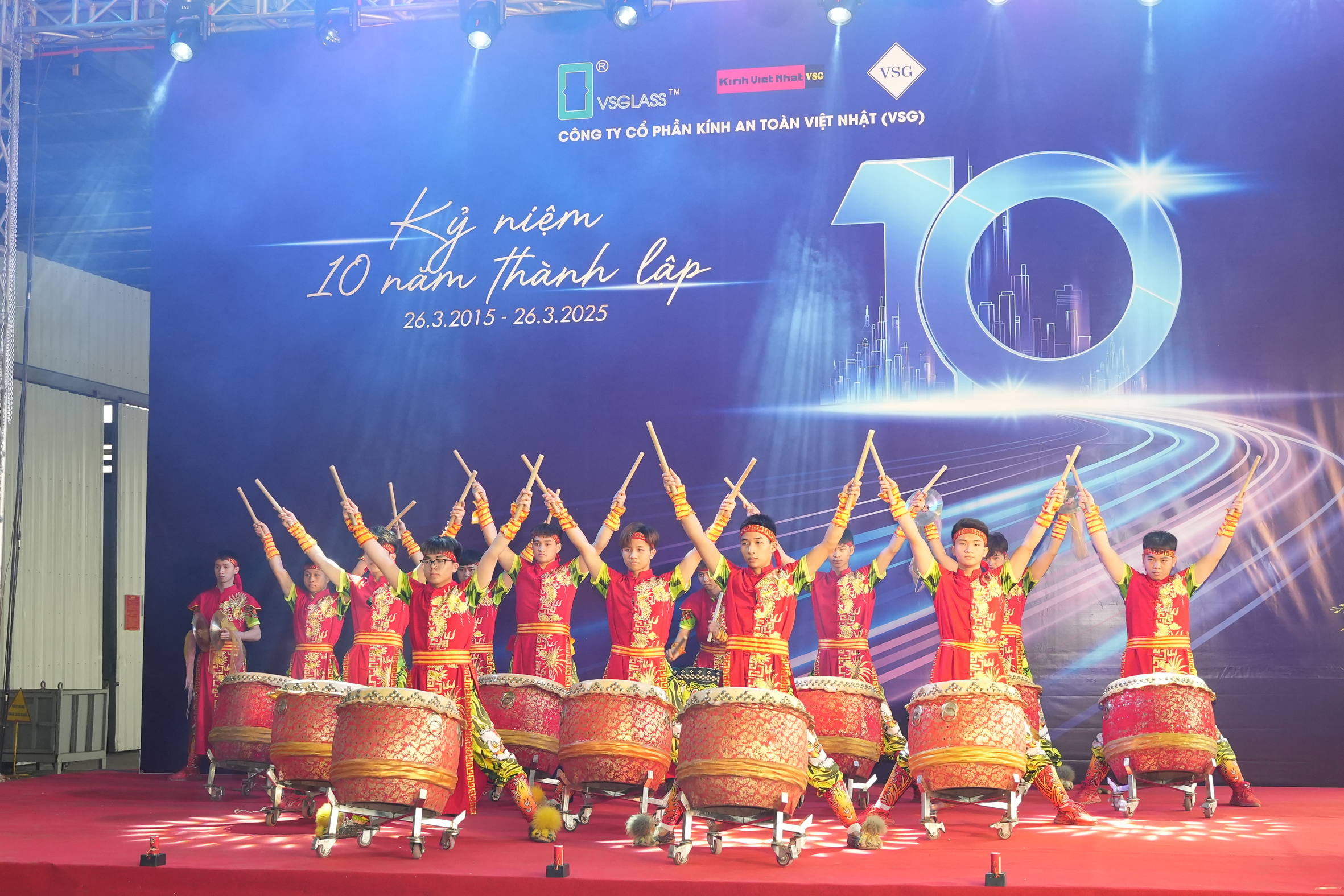 Ảnh Cty Kính Việt Nhật (472)