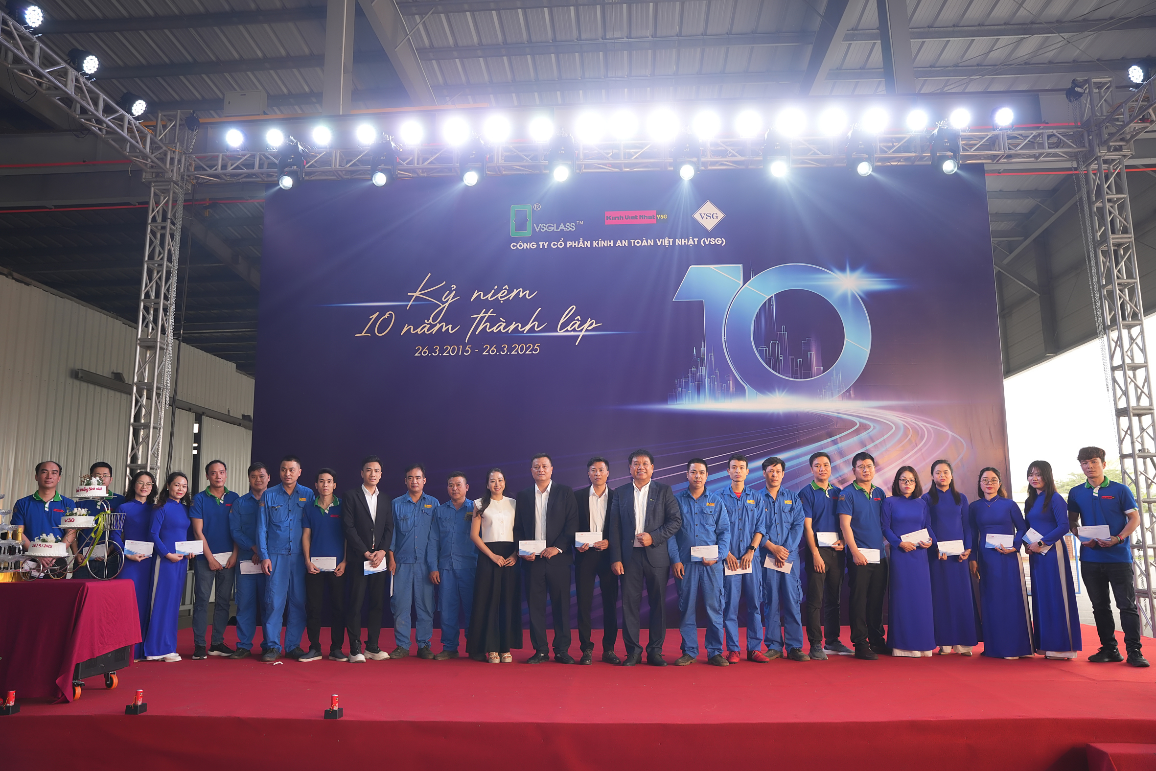Ảnh Cty Kính Việt Nhật (598)