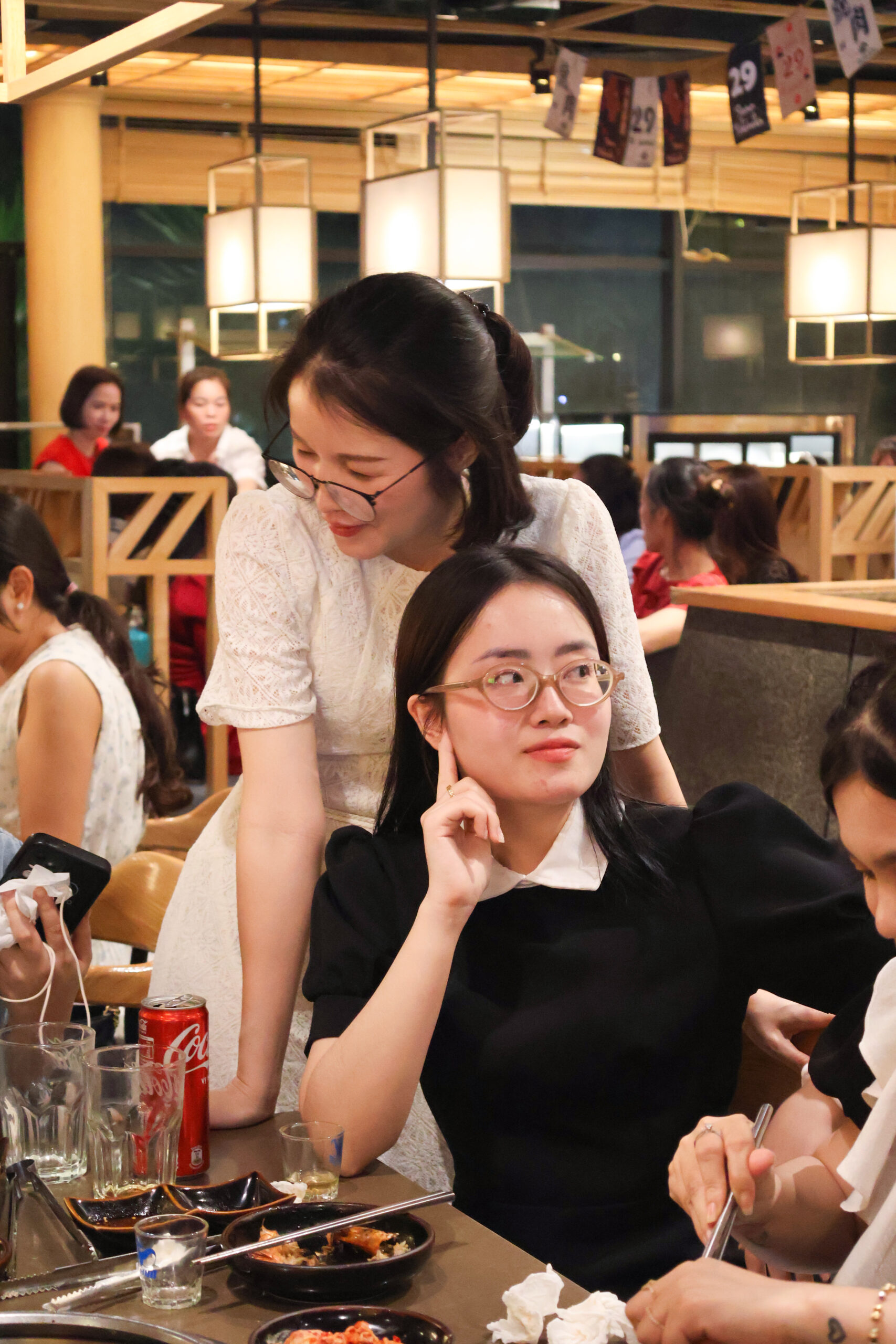 Công ty kính Việt Nhật (VSG) tổ chức gặp mặt, gửi yêu thương đến chị em nhân ngày 20/10 