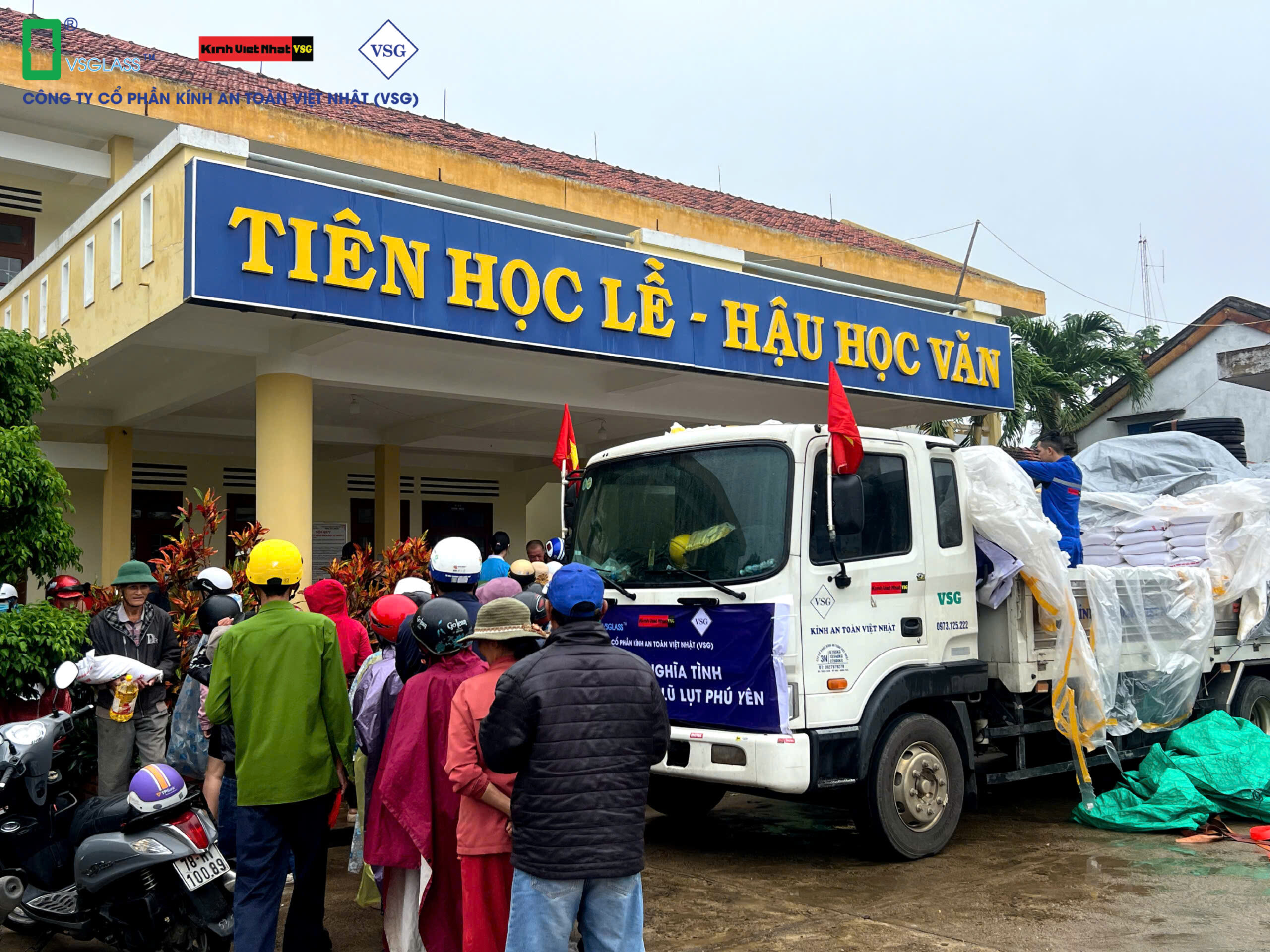 kính an toàn việt nhật (vsg) – chuyến xe nghĩa tình hướng về phú yên