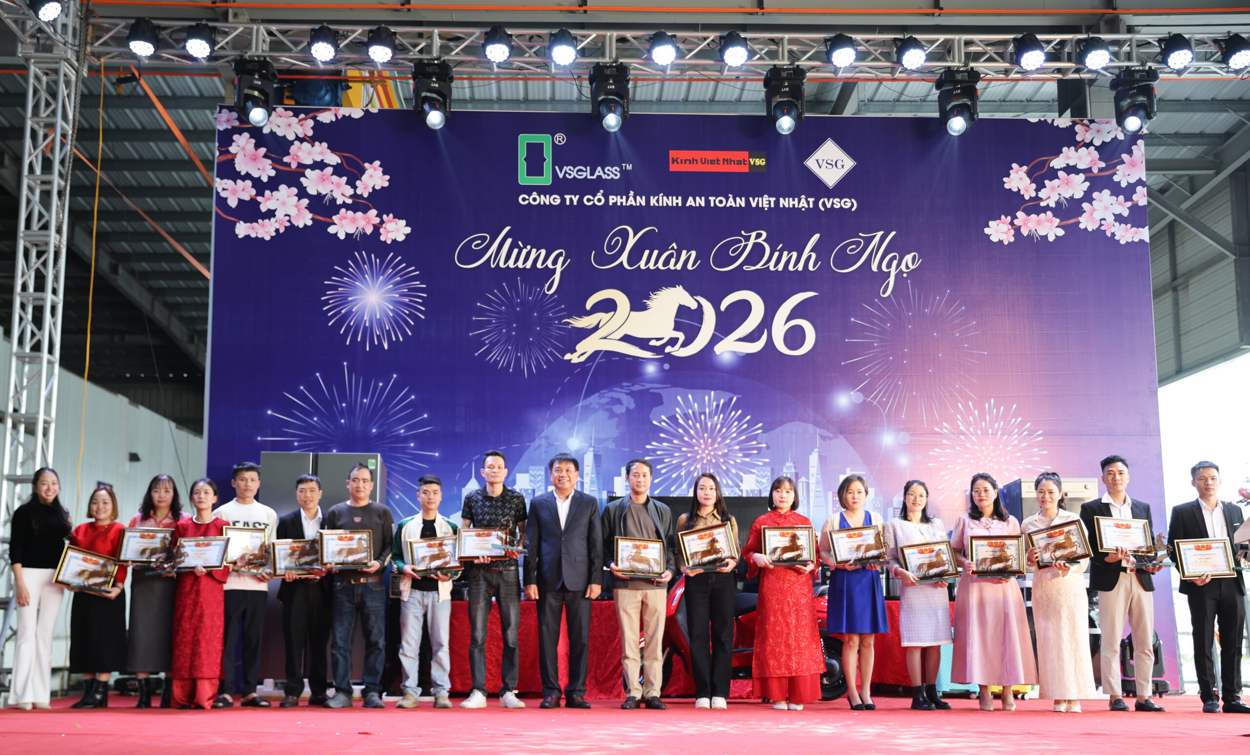 Vinh danh “tay nghề giỏi” – ghi nhận xứng đáng, trao gửi hành trình tri ân