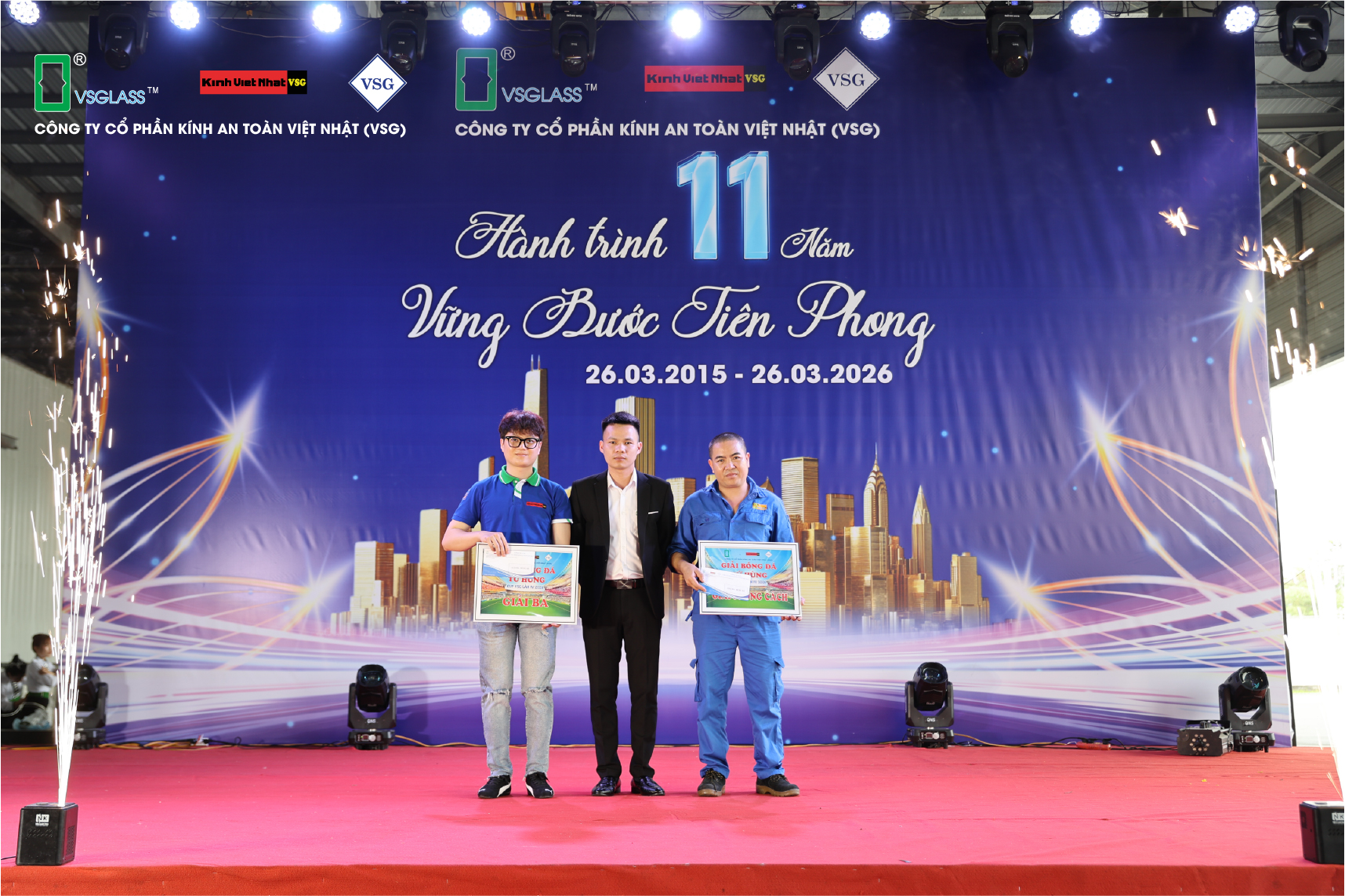 Giải bóng đá tứ hùng lần thứ IV chào mừng ngày kỷ niệm 11 năm thành lập công ty.